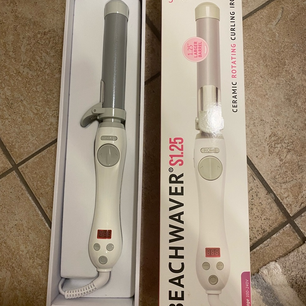 Beachwaver S1.25 Ceramic Rotating Curling Iron